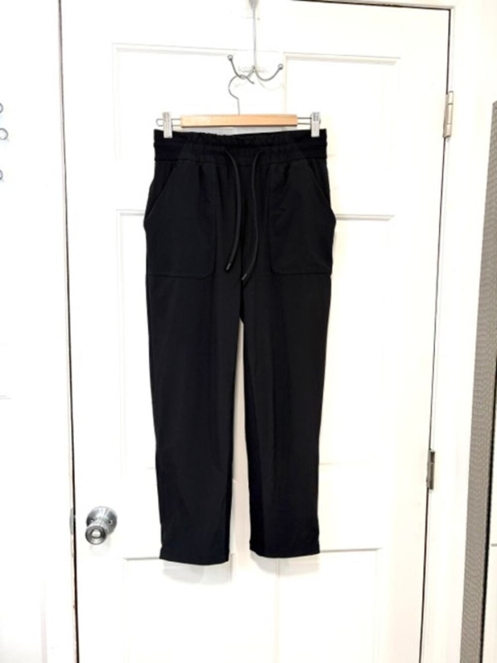 Lululemon Keep Moving Pant High Rise 7/8 Length Black Stretch Joggers Size 6
